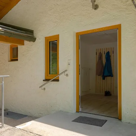 Berghaeusl:bergbach Appartement